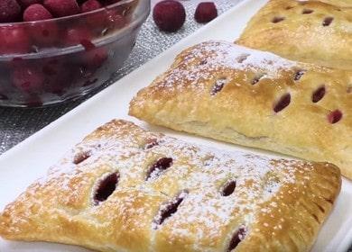 Pasta sfoglia pasta sfoglia con frutti di bosco - ricetta per torte dolci veloci