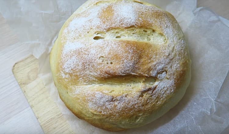 Qui puoi cuocere un pane così delizioso in forno con lievito secco.