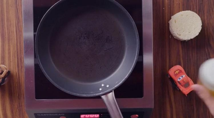 Per preparare le bruschette di salmone, prepara gli ingredienti