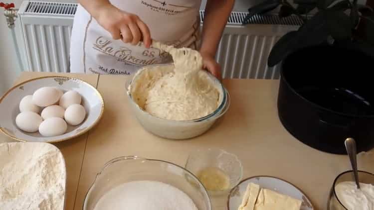 Per fare una torta, mescola gli ingredienti