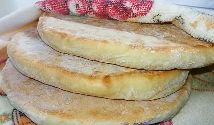 le torte di kefir in padella sono pronte