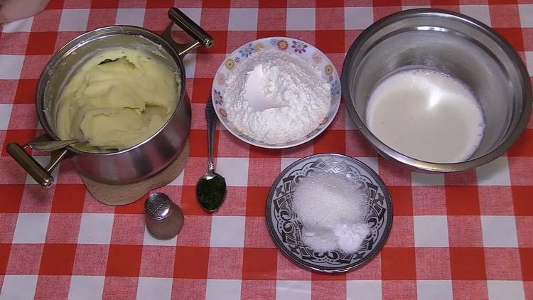 Per preparare le torte di patate, prepara gli ingredienti