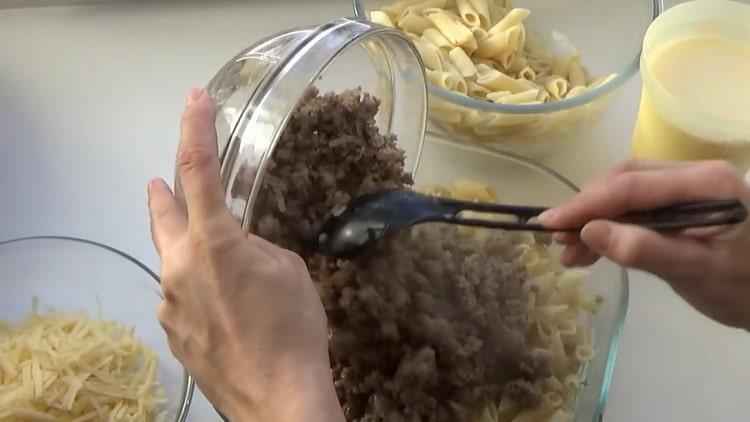 Disporre gli strati per la pasta