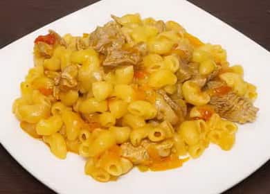 Gustosa pasta con carne - cuocere in una pentola a cottura lenta 🍝