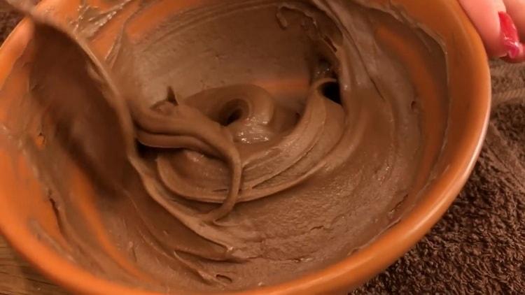 Per fare una torta al cioccolato, sciogli il cioccolato