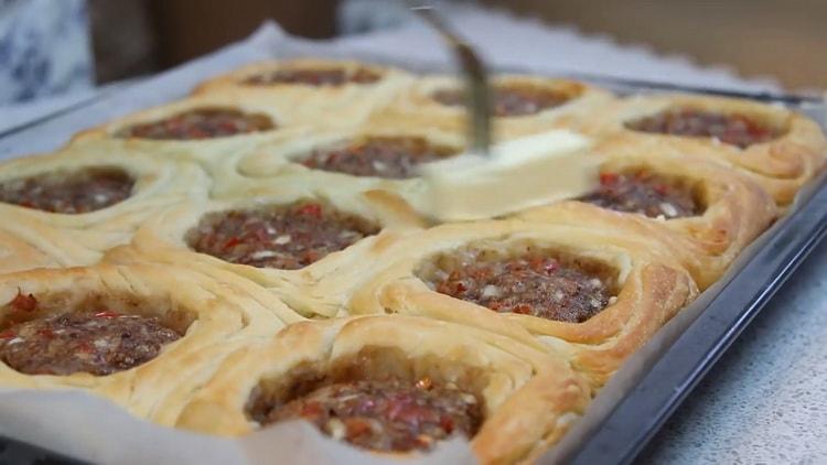 Torte con carne di pasta sfoglia: una ricetta passo dopo passo con foto