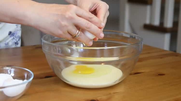 Cottura di ciambelle su latte condensato,