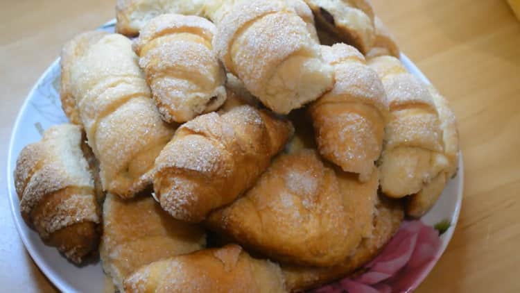 Ricetta passo-passo dei bagel di margarina con foto