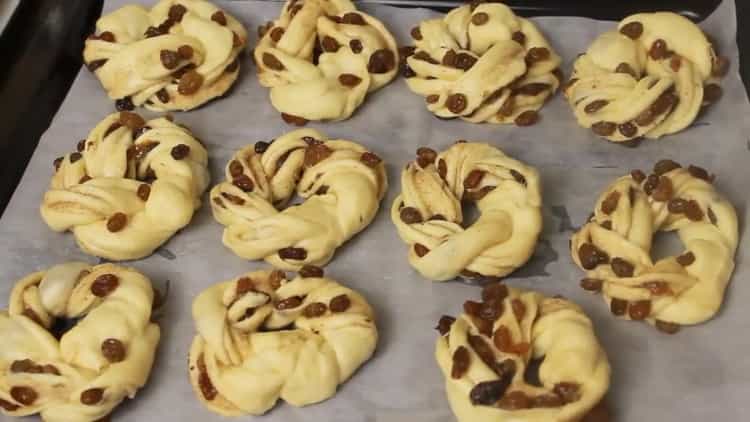 Involtini di burro di pasta lievitata: una ricetta passo passo con foto