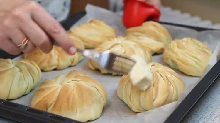 Involtini di pasta sfoglia al formaggio meravigliosi