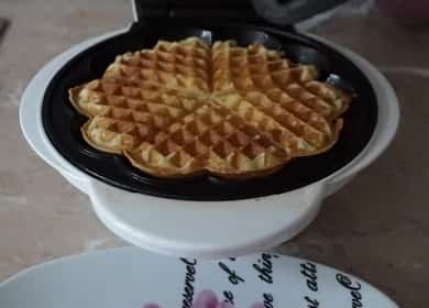 Come imparare a cucinare deliziose cialde di cagliata in un waffle 🍪