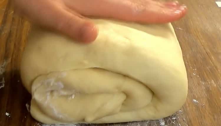 Come imparare a cucinare deliziose paste su panna acida per torte