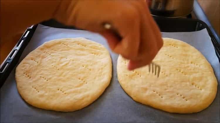 Khachapuri in georgiano secondo una ricetta passo passo con foto