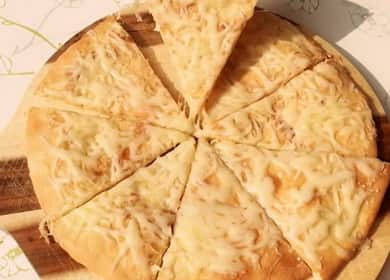 Khachapuri Megrelian Tirando con formaggio - Ricetta dalla cucina georgiana