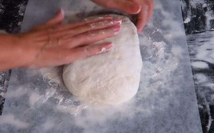 Rotolo di pasta per fare il pane ciabatta