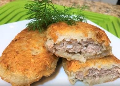 Cucinare deliziose frittelle di patate con carne macinata secondo la ricetta con una foto.