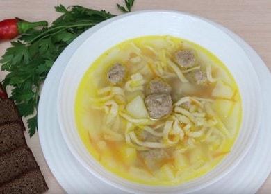 Zuppa con polpette e spaghetti fatti in casa - leccati le dita 🍲