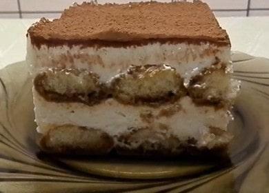 Tiramisù con crema e mascarpone senza uova - un dessert semplice e delizioso senza cottura 🍰