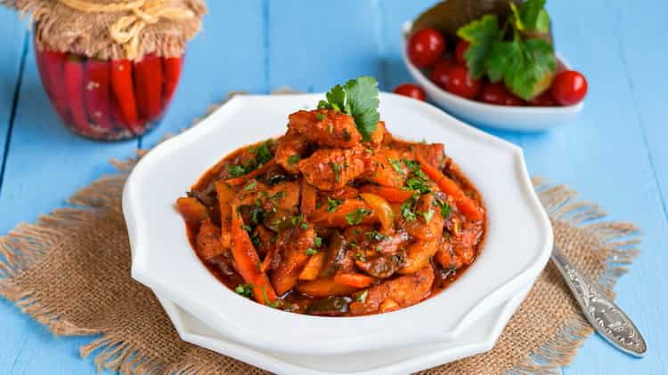 Gustosa ricetta per le basi del tacchino in padella a casa