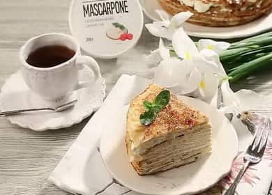 Pancake con mascarpone secondo una ricetta graduale con foto