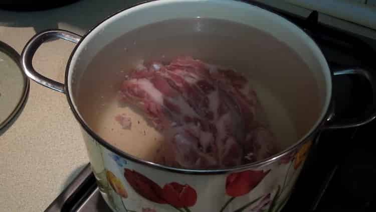 Cucinare il borsch con i fagioli