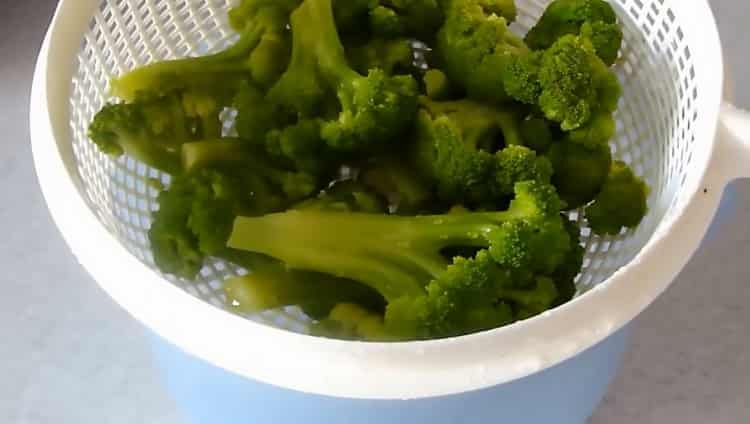 Bollire i broccoli per cucinare