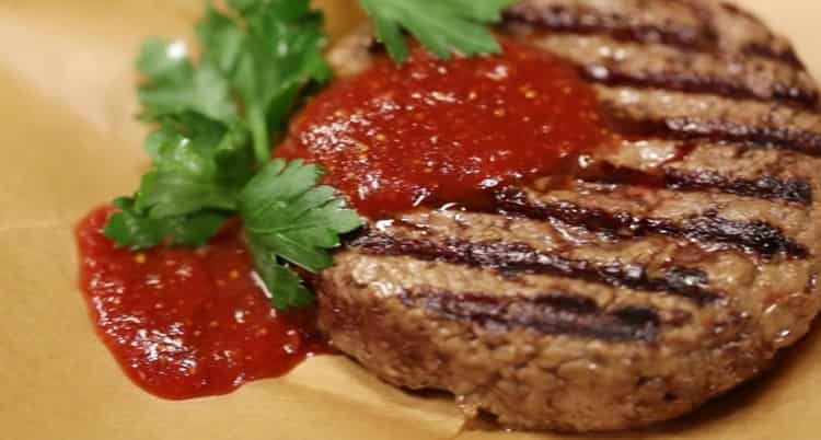 Cotoletta di hamburger secondo una ricetta passo passo con foto