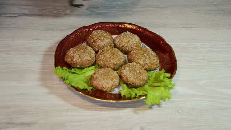 le cotolette di calamari sono pronte