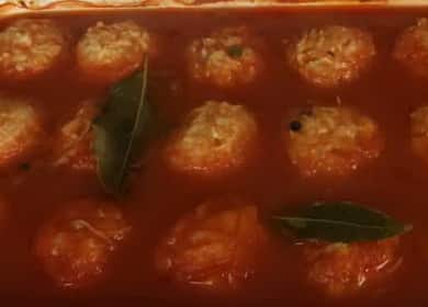 Involtini di cavolo pigro con pollo tritato o qualsiasi altra carne - cuocere in forno