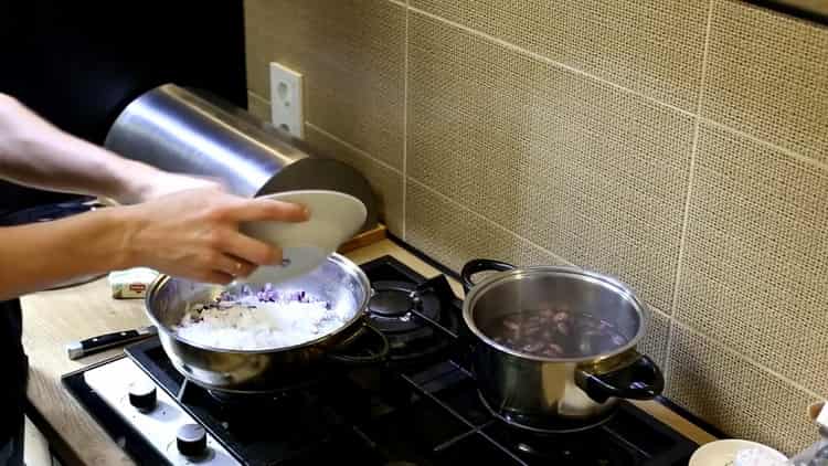 Per cucinare, prepara gli ingredienti