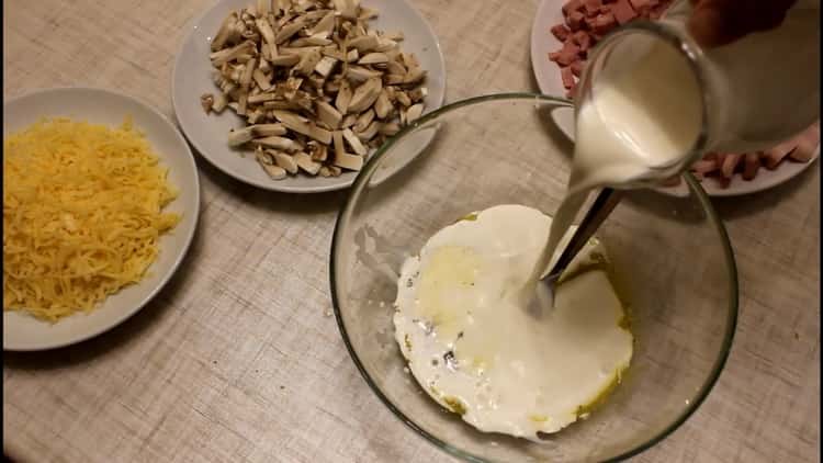 Preparare gli ingredienti per la pasta al prosciutto