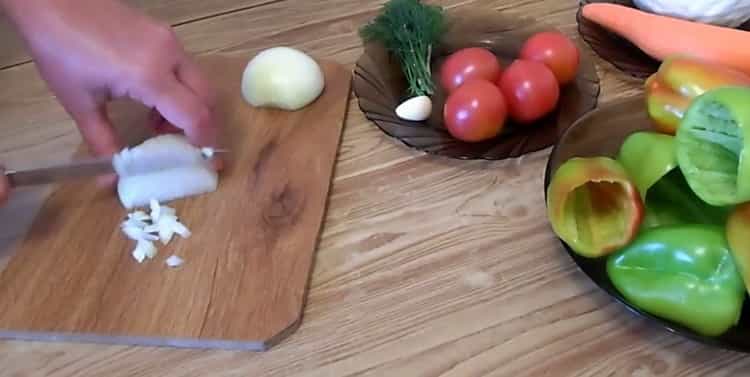 Per preparare il pepe, prepara gli ingredienti