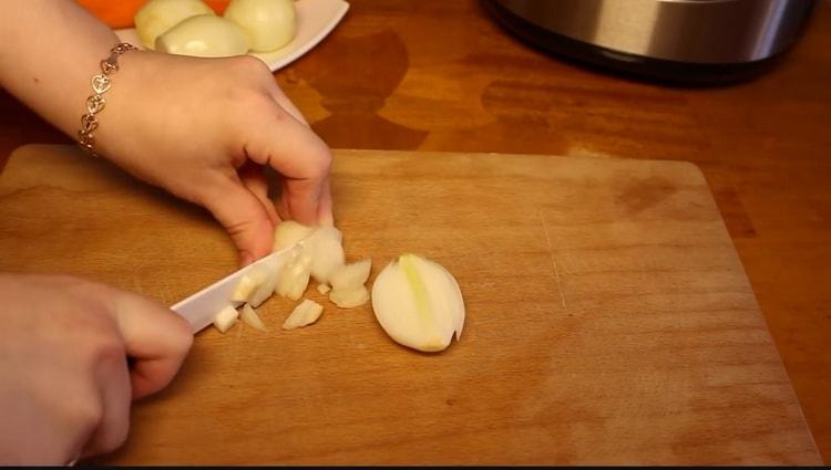 Per preparare l'orzo, prepara gli ingredienti