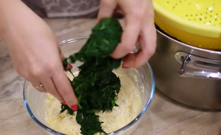 Per preparare la torta, preparare il ripieno