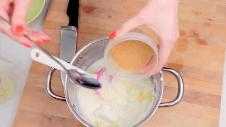 Aggiungi lo zucchero per preparare un budino