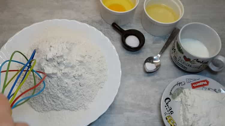 Cottura della pasta per pizza nel latte senza lievito