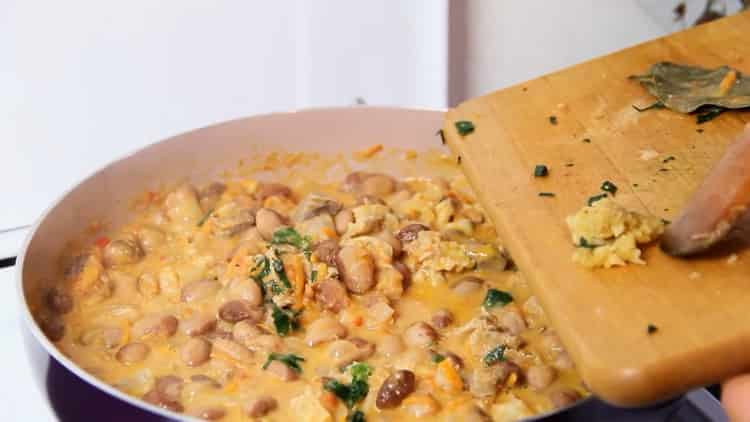 Fagioli molto gustosi con carne: ti leccherai le dita