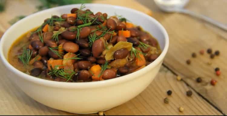 Spezzatino di fagioli con verdure - un piatto ricco e magro 🍲