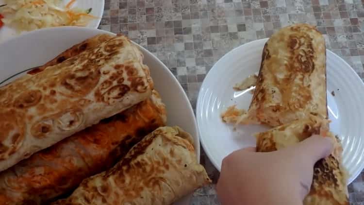 shawarma fatto in casa con pollo nel pane pita