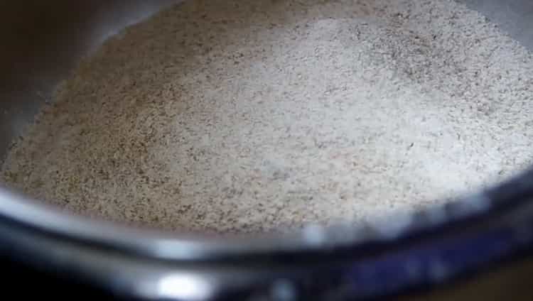 Preparare gli ingredienti per il pane d'orzo.