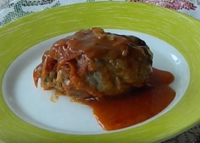 Prepariamo cotolette tenere con grano saraceno e carne macinata secondo una ricetta passo-passo con una foto.