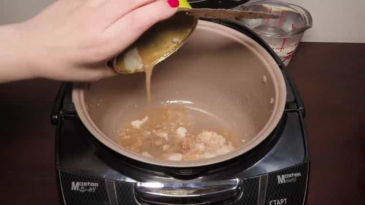 Come cucinare il grano saraceno con lo stufato in una pentola a cottura lenta