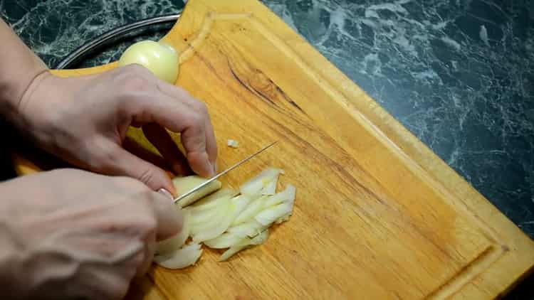 Per preparare il grano saraceno, prepara gli ingredienti