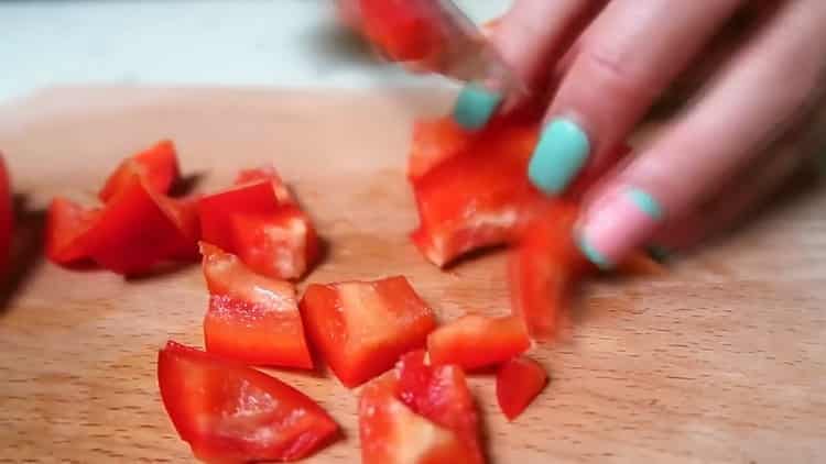 Per cucinare, tagliare le verdure