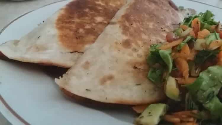 Ripieno di tortilla secondo una ricetta passo passo con foto