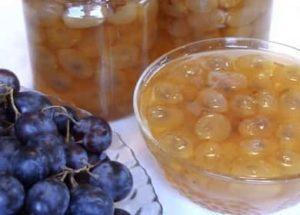 deliziosa marmellata d'uva pronta