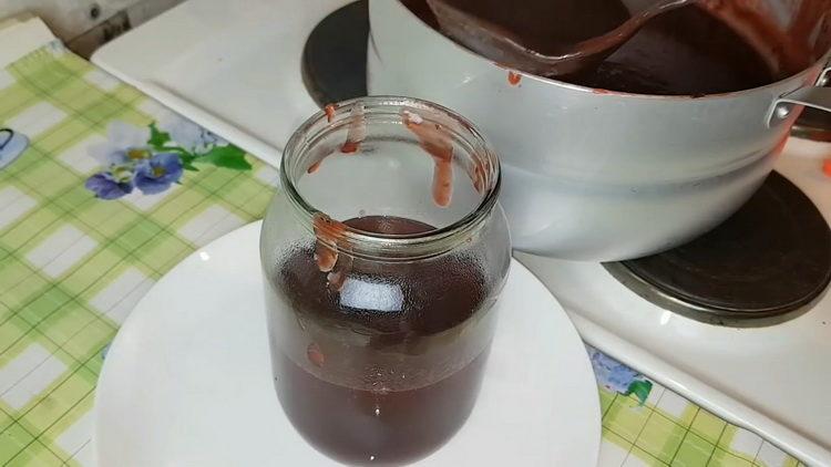 Marmellata di prugne deliziosa pronta