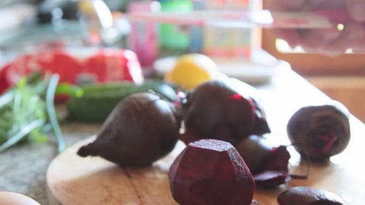 Cucinare la barbabietola secondo una ricetta classica