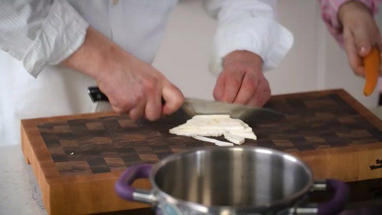 Cucinare la zuppa di grano saraceno secondo una semplice ricetta