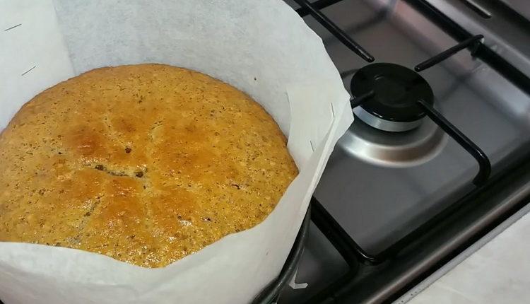 Per fare una torta, preriscaldare il forno